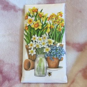Daphodils and Bee Designer Flour Sack Kitchen Towel Large 30”x30” Cotton NWT